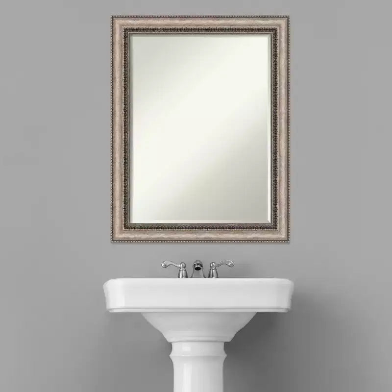 Miroir Mural de Salle de Bain Biseauté Argent Orné Petite Taille 28.25x22.25"