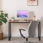 Bureau de 47" avec structure en métal et surface en MDF