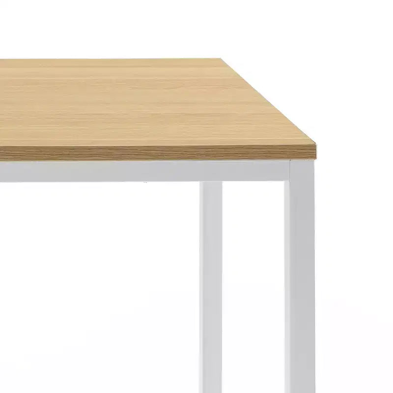 Bureau de 47" avec structure en métal et surface en MDF