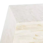 Table d'appoint géométrique Mosaic, laquée beige clair