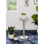 Table d'appoint sur pied de style ferme, gris vieilli